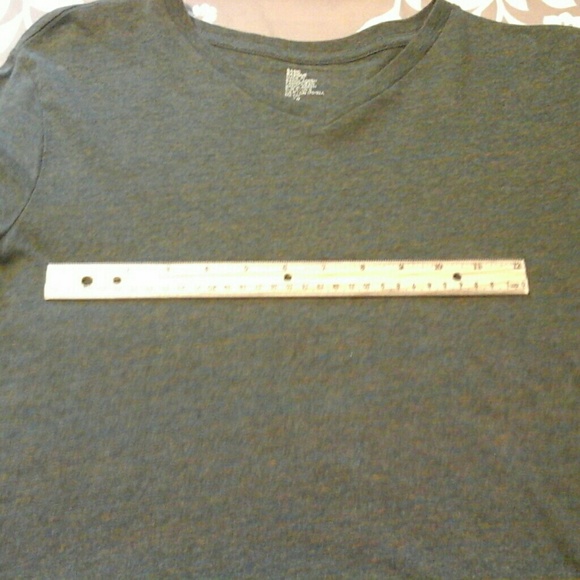 H&M Basics t-shirt - Picture 4 of 4